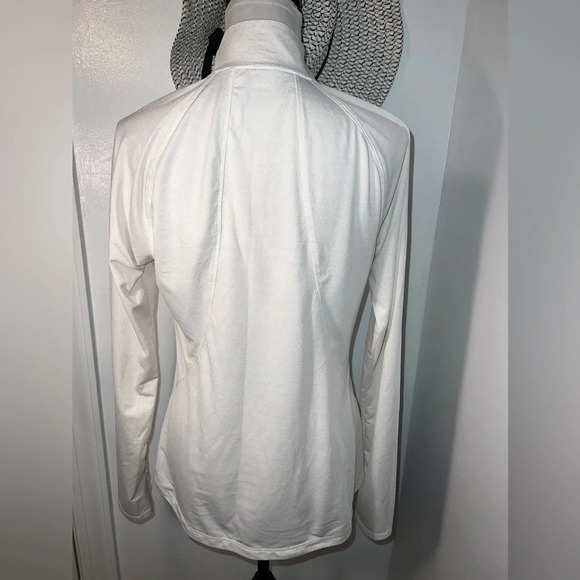 DSG, M, long sleeves, active wear top, 3/4 zip, soft cream chevron print - Picture 2 of 7